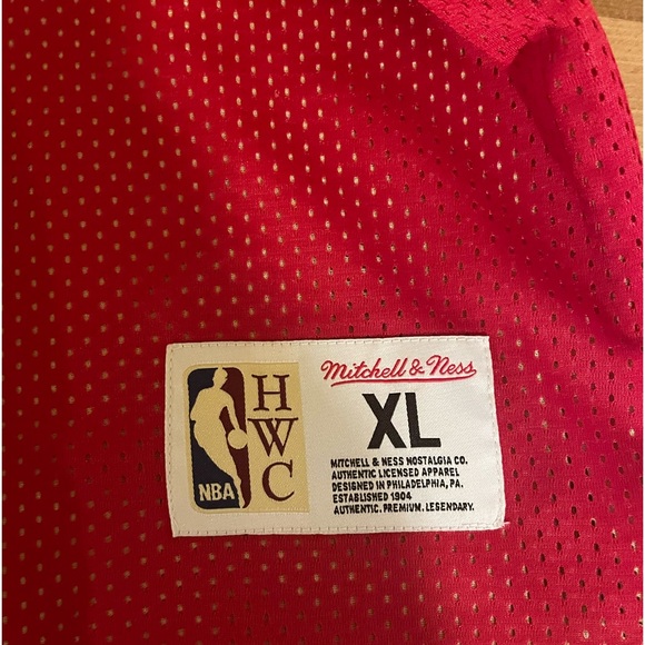 Mitchell & Ness - Picture 3 of 7